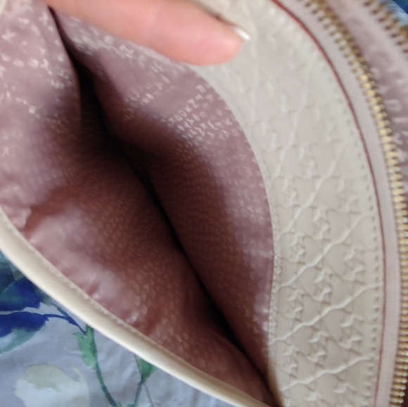 Authentic Kate Spade Penn Place Keisha Crossbody - Picture 5 of 8